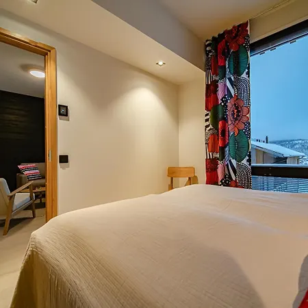 Levikaira - Ski-in Ski-out Apartment